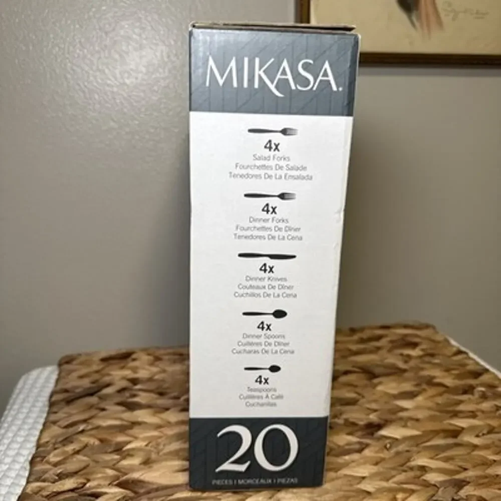 Mikasa Novaro 20pcs Flatware Set Service for Four Stainless Steel New In Box